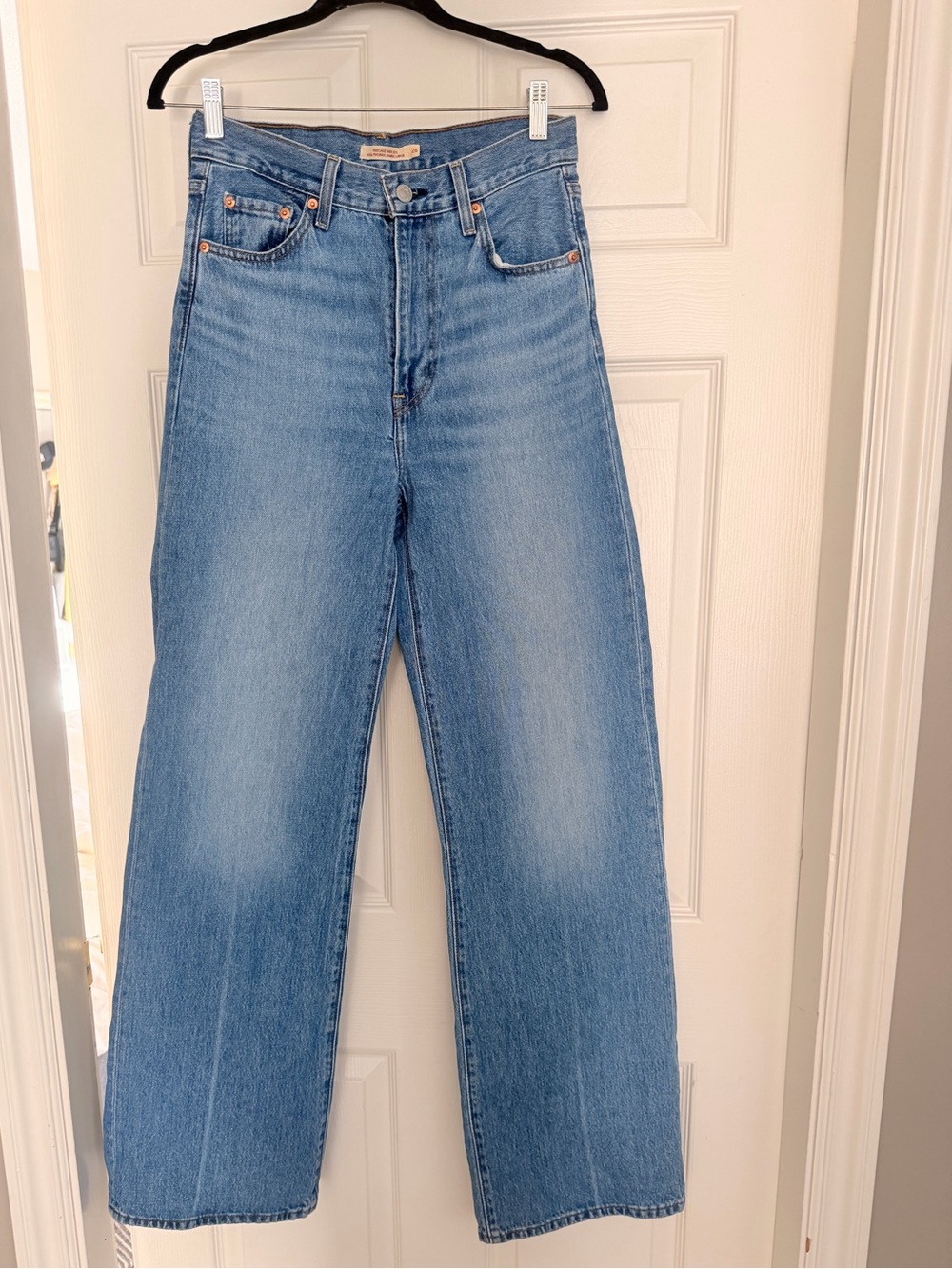 Levi's Light Blue Wide Leg Jeans - Picture 3 of 6